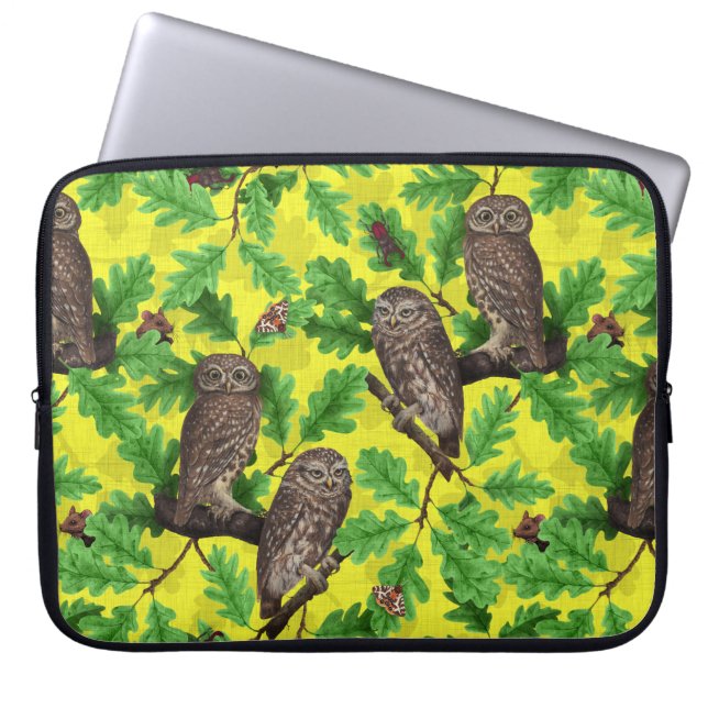 Capa Para Notebook Corujas na Floresta em amarelo limão (Frente)