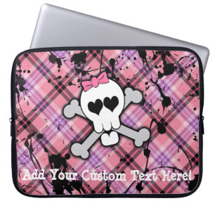 Capa Para Notebook Crânio cor-de-rosa e Crossbones com corações e