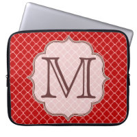 Crimson Red Quarterfoil Monograma Laptop de 15"