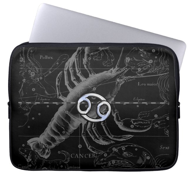 Capa Para Notebook Cromo como Cancer - Sinal Zodiac em Hevelius (Frente)