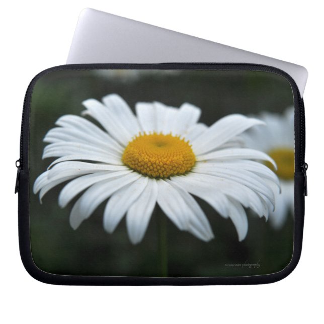 Capa Para Notebook Daisy - Enfrentar (Frente)