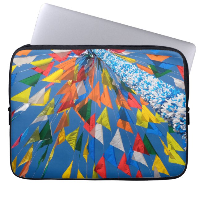 Capa Para Notebook Decoração de Bandeira Triangular (Frente)