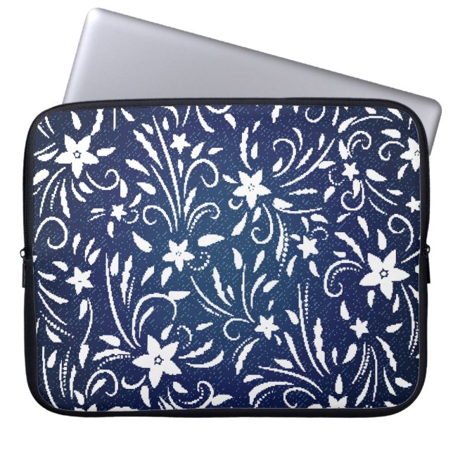 Capa Para Notebook Denim Blooms: Padrão Floral Fundo (Frente)
