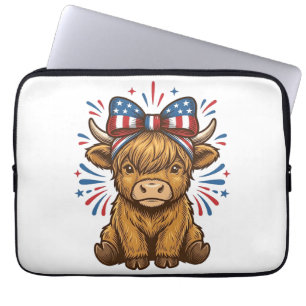 Capa Para Notebook Design de Vetor de Vaca das Terras Altas Patriótic