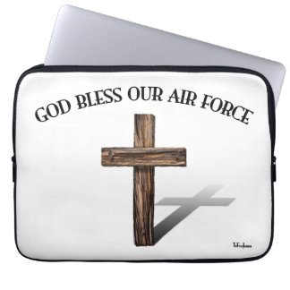 Capa Para Notebook DEUS ABENÇOE NOSSAS FORÇAS AÉREAS com cruz robusta
