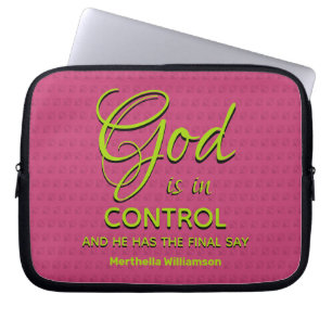 Capa Para Notebook DEUS Cristão Inspiracional PINK ESTÁ NO CONTROLE