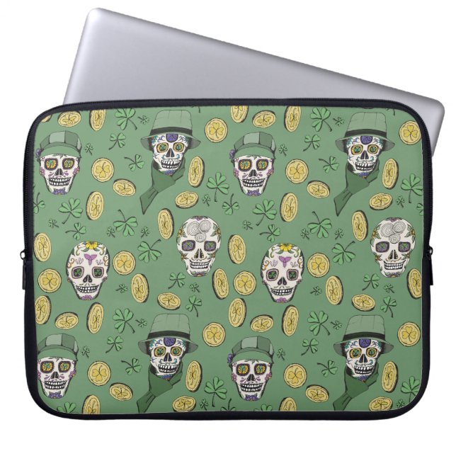 Capa Para Notebook Dia de São Patrício Verde - Crânio Irlandês (Frente)