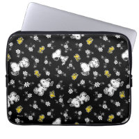 Divertimento e flores do Snoopy & Woodstock