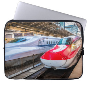 Capa Para Notebook Dois Shinkansen na Estação de Tóquio