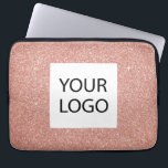 Capa Para Notebook Dourado brilho rosa rosa rosa - Promocional de log<br><div class="desc">Cor de rosa rosa rosa Dourada Faux Glitter e Sparkle Elegant Personated Logo Logo Laptop Bag ou Capa Promocional. Este caso pode ser personalizado para incluir o logotipo da sua empresa ou da sua empresa.</div>