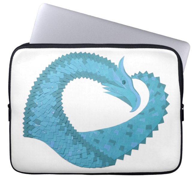 Capa Para Notebook Dragão do coração lacrimogênio em branco (Frente)