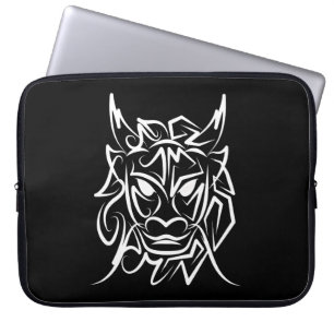 Capa Para Notebook Dragão Tribal Negro e Branco