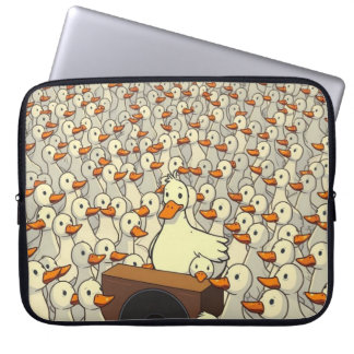 Capa Para Notebook Duck Rally - Engraçado Cartoon Duck Speech Crowd