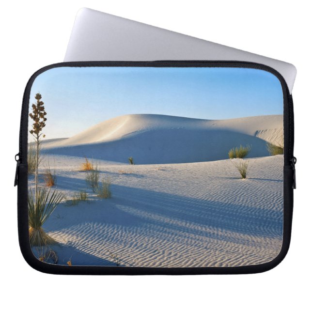 Capa Para Notebook Dunas Transversais, Yucca, Luz da Manhã Cedo (Frente)