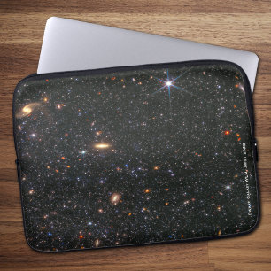 Capa Para Notebook Dwarf Galaxy WLM James Webb Telescope Hi-Res