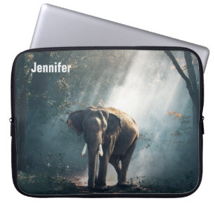 Capa Para Notebook Elefante Asiático em Limpeza de Floresta Solta