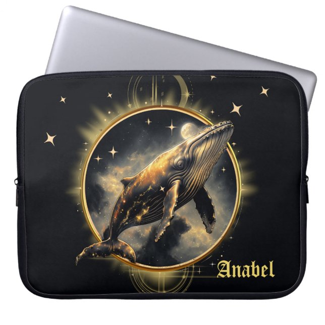 Capa Para Notebook elegância cósmica, o ouro, baleia negra (Frente)