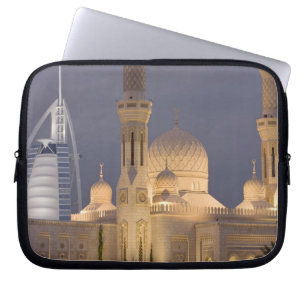 Capa Para Notebook Emirados Árabes Unidos, Dubai. Mesquita à noite co