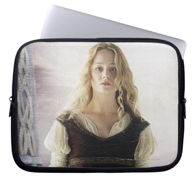 Capa Para Notebook Eowyn com espada (Frente)
