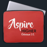 Capa Para Notebook Escritura Cristã Inspiracional do MAIS ALTO ASPIRE<br><div class="desc">Mensagem inspiracional - Aspire Mais alto - com a referência de script Colossians 3:2 "Set your head on what's over" (Defina sua mente sobre as coisas acima). Uma mensagem motivacional, simplesmente, mas mostrada de forma elegante. O texto é totalmente personalizável, de modo que você pode personalizar com sua própria mensagem...</div>
