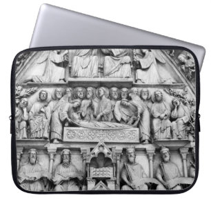 Capa Para Notebook Esculturas históricas cristãs Notre Dame Paris