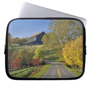 Capa Para Notebook Estrada rural através da região Bluegrass de Kentu
