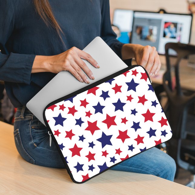 Capa Para Notebook Estrelas Vermelhas e Azuis, 4 de Julho, Fundo Bran (Criador carregado)