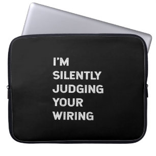 Capa Para Notebook Eu estou silenciosamente julgando seu eletricista