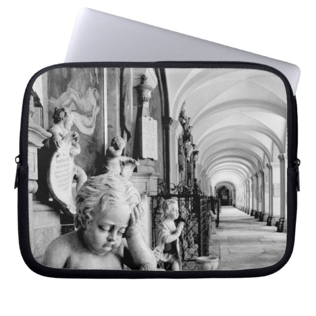 Capa Para Notebook Europa, Áustria, Salzburgo. Querubim e monumento 2 (Frente)