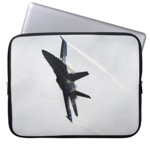 Capa Para Notebook F/A-18 Fighter Plane Air Show Stunt