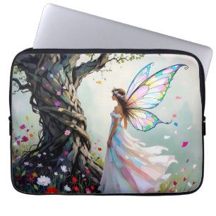 Capa Para Notebook Fada e Árvore Mágica Envolta em Videira