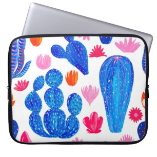 Capa Para Notebook Fantasy Cactos: Padrão Decorativo Sem Olhos.