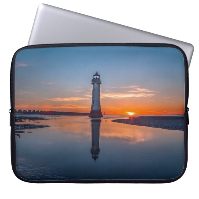 Capa Para Notebook Farol Ao Sol (Frente)