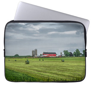 Capa Para Notebook Fazendas   Red Barn & Silo em Primavera