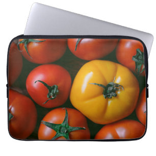 Capa Para Notebook Fazendas Tomates vermelhos e amarelos brilhantes
