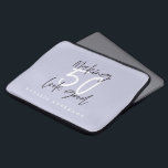 Capa Para Notebook Fazer 50, comemoração de aniversário de ouro<br><div class="desc">Comemore seu aniversário de 50 anos em estilo com este chic,  elegante 50 e fabuloso design de aniversário. Um design moderno com texto de script e gráficos ousados. Altere a cor para personalizar. Parte de uma coleção.</div>