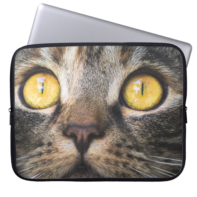Capa Para Notebook Fechamento de Gato com Olhos Amarelos (Frente)