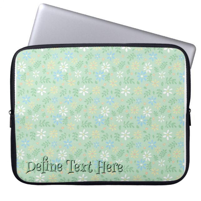 Capa Para Notebook Floral Verde Suave com Flores Amarelas Azuis Branc (Frente)