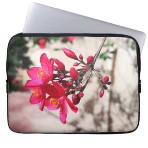 Capa Para Notebook Flores de Magenta