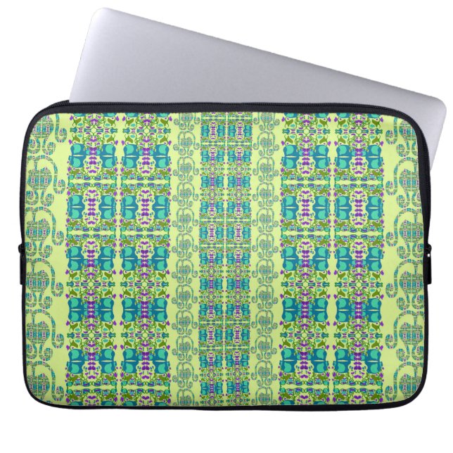 Capa Para Notebook Flores Diversas de Cálices Florais (Frente)
