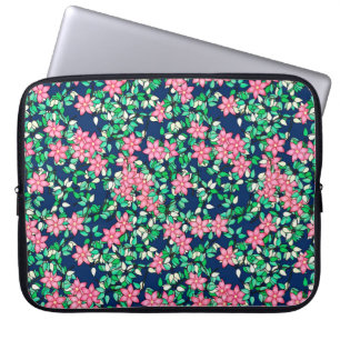 Capa Para Notebook Flores rosa, fundo azul escuro