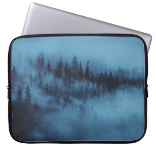 CAPA PARA NOTEBOOK FLORESTA DE PINOS MISTY