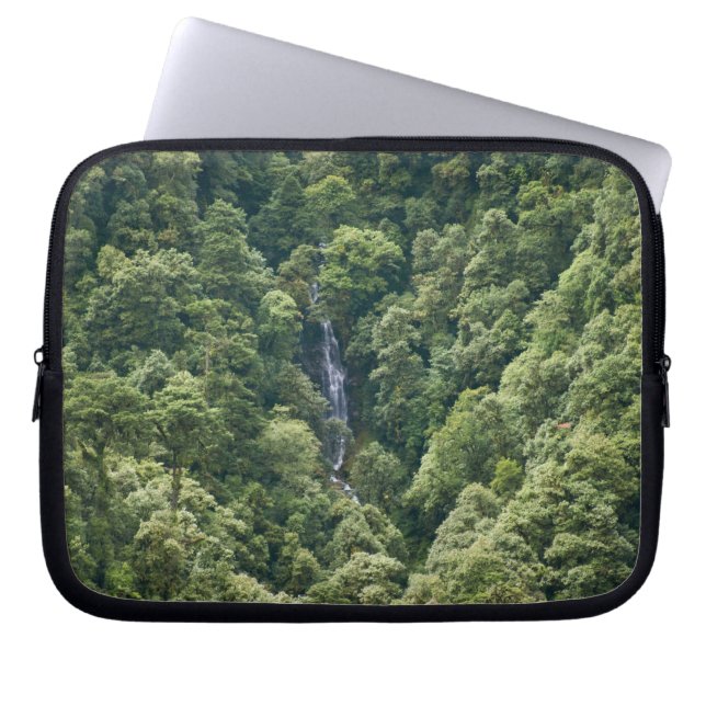 Capa Para Notebook Floresta do Himalaia no vale de Mangdue, Butão (Frente)