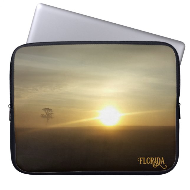 Capa Para Notebook Florida Foggy Morning Sunrise - Fotografia Natural (Frente)