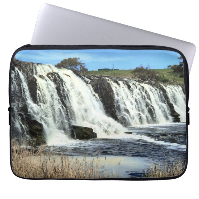Capa Para Notebook Flowing Waters of Hopkins Falls (Frente)