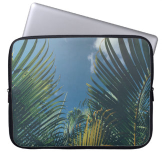 CAPA PARA NOTEBOOK FOLHAS DE PALMAS TROPICAIS
