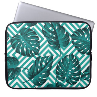 Capa Para Notebook Folhas Tropicais: Padrão Invisível Floral.