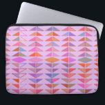 Capa Para Notebook Formas geométricas de Abstrato de Cuta em Roxo Lav<br><div class="desc">Uma pintura geométrica divertida de formas coloridas de triângulo abstrato num fundo de lavanda giro.</div>