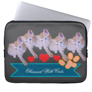 Capa Para Notebook Foto de gatinho fofo, impressão de pata, texto de