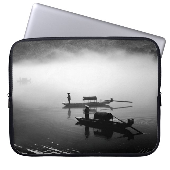 CAPA PARA NOTEBOOK FOTO GRAYSCALE DE DOIS BARCOS-LINHA (Frente)